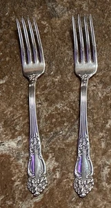 VTG Reed & Barton 2 Tiger Lily Silverware Dinner Forks Silver Plated - Replacemt - Picture 1 of 4