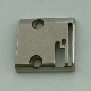 B-1105-145-000 HALSPLATTE - Bild 1 von 1