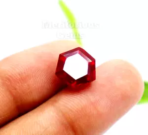 Rubino birmano taglio esagonale 6,30 CT raro rubino rosso pietra preziosa sfusa migliore gemma - Foto 1 di 9