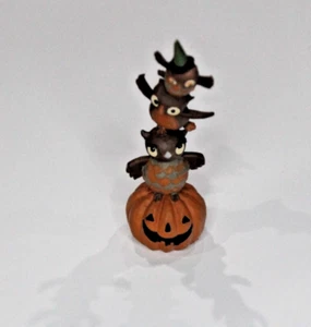 Teresa Kogut Owls on Pumpkin 4” Halloween, Fall Village Accessory 2011 - Picture 1 of 4