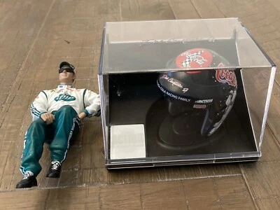 Dale Earnhardt Jr Action Racing Replica Mini Helmet With Case And Figure Nascar Foto 1 de 4