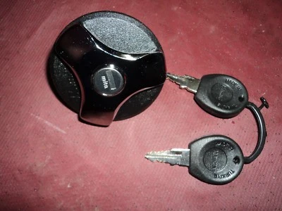 Bouchon bouchon carburant verrouillage Renault 4 5 6 10 12 15 16 17 18 20 30 1966 86 - Photo 1/3