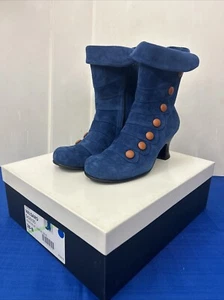 VLADI 1222 Mid Heel Ankle Boot with Buttons Blue Suede 38B New. RRP $429 - Picture 1 of 8