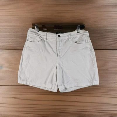 Ralph Lauren Shorts Womens Size 12 White Classic LRL Lauren Jeans Co Preppy  - Image 1 of 4