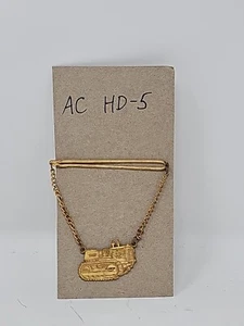 Vtg Allis-Chalmers #5 Diesel Crawler Bulldozer Tie Bar Clip Gold Tone Tractor US - Picture 1 of 3