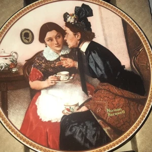 Knowles Collector Plate Norman Rockwell Gossiping In The Alcove 1983 W COA - Picture 1 of 8