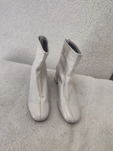 Zara Women Boots 7.5 Off White Patent Leather Pull On Zipped Block Heel Shoes - Picture 1 of 22