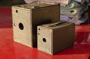Kodak Brownie No 2 Model E Box Camera & Seneca 3A box camera - Picture 1 of 5