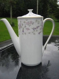 Tea Pot with Lid Teapot Verbano Porcellana Argentina Pink Little Flowers - Picture 1 of 9