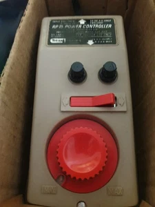 Tri-ang RP15 power controller UNTESTED plus some track - Picture 1 of 8