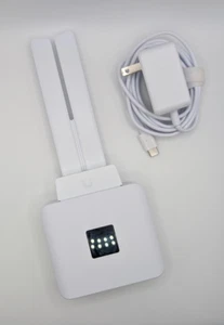 Routeur mobile Ubiquiti UMR WiFi LTE - Photo 1/2