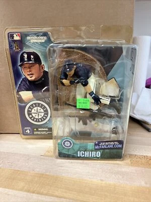 Ichiro Suzuki McFarlane SportsPicks MLB 2003 Series 4 Seattle Mariners Figure - Image 1 of 4