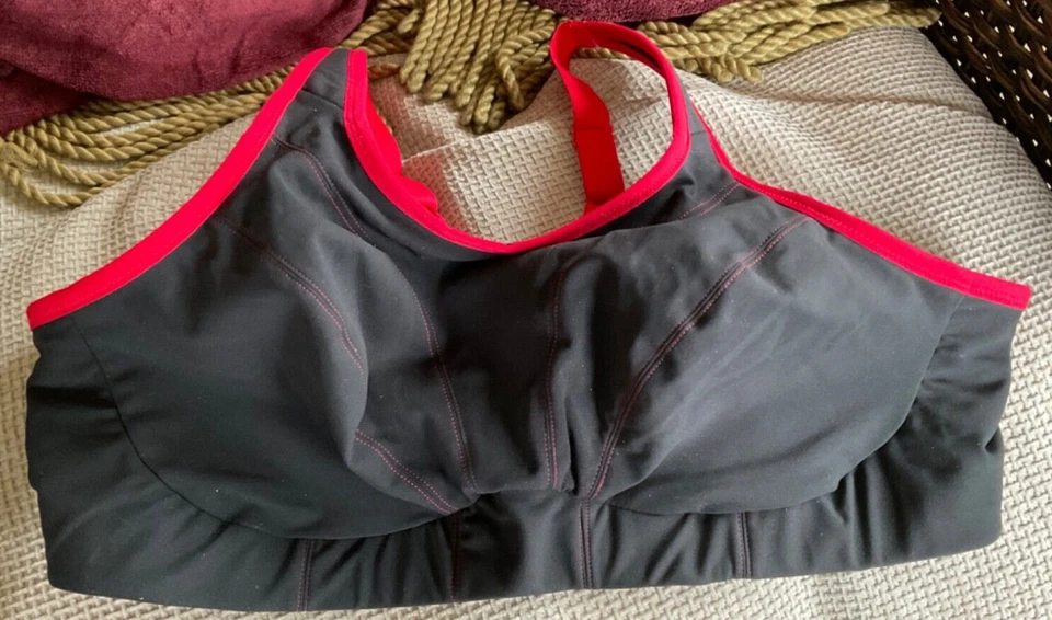 GODDESS 6910 SUJETADOR DEPORTIVO COPA SUAVE NEGRO/ROJO, 40DD, NUEVO SIN ETIQUETAS Foto 1 de 4