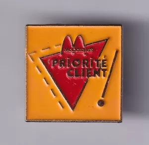 RARE PIN'S PINS.. MC DONALD'S RESTAURANT CREW TEAM FRANCE PRIORITY CUSTOMER ~23 - Picture 1 of 1