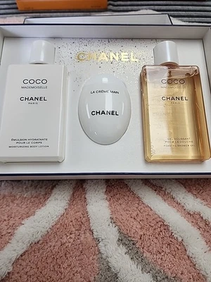 LOCIÓN CORPORAL CHANEL Coco Mademoiselle 6,7, gel de ducha 6,7 y crema de manos 1,7 fl. oz Foto 1 de 4