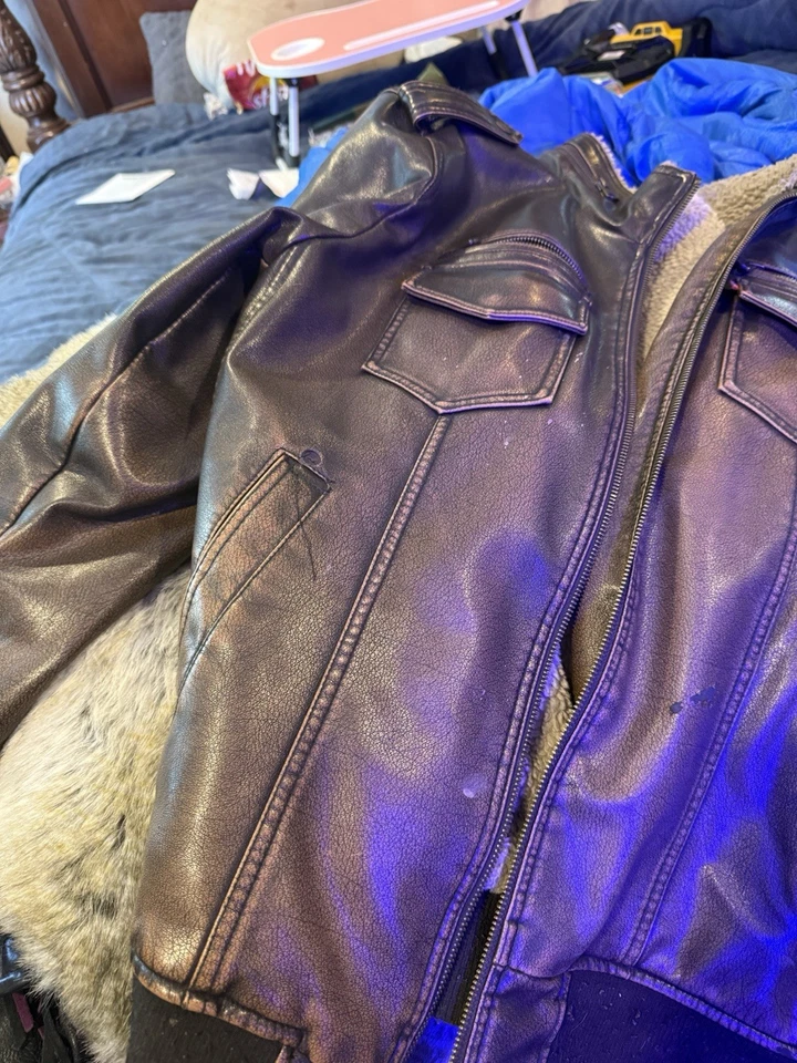 Мужская куртка-бомбер - Изображение 1 из 1