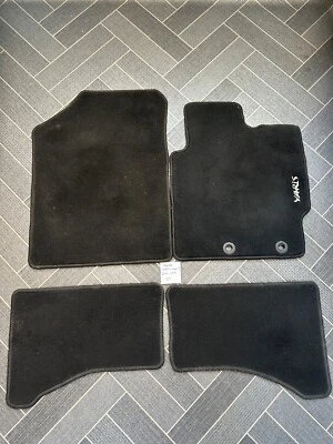 GENUINE TOYOTA YARIS HYBRID 2012-2018 CAR MATS #57 - Image 1 of 4