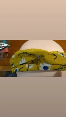 Diadema boho floral para mujer Foto 1 de 4