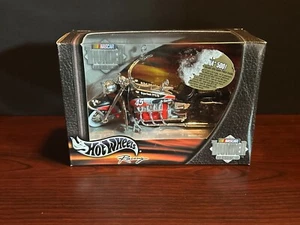 2002 Hot Wheels Racing NASCAR Thunder Rides V8 Engine #45 Kyle Petty 1/18 - Picture 1 of 6