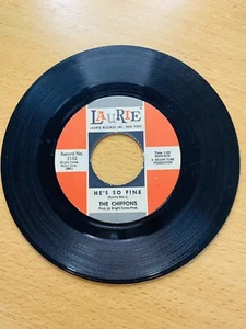 The Chiffons - He's So Fine & Oh My Lover 45rpm LAURIE RECORDS - Picture 1 of 6