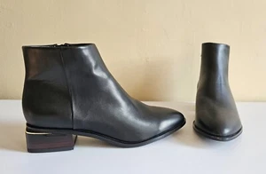 NUEVO SIN CAJA Alfani Step Flex Amyy Pan Negro Cremallera Botines Botas Acento Dorado Talla 8 - Imagen 1 de 9