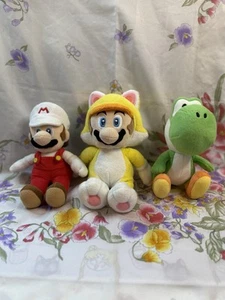 Nintendo peluche lote de tres, gato Mario, Yoshi, fuego Mario-lindo y adorable - Imagen 1 de 10