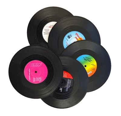 Juego de 5 posavasos de vinilo retro para amantes de la música barware fiesta años 60 45 RPM Foto 1 de 2