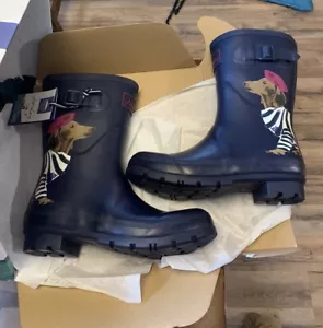 Joules Navy DACHSHUND DOXIE SAUSAGE DOG Molly Wellies Rain Boots 8 NIB - Picture 1 of 8