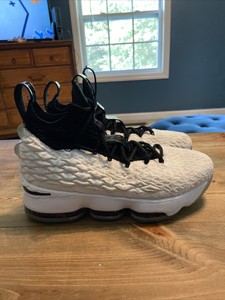 nike lebron xv