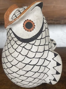 Vintage 1940's Acoma Pueblo Polychrome Pottery Owl Figurine Signed Acoma N. Mex - Picture 1 of 12