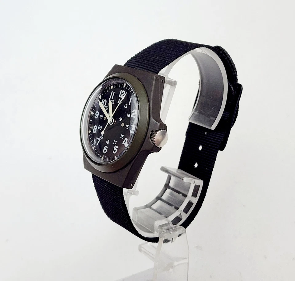 Мужские винтажные военные часы G2U 1988 STOCKER YALE MILW46374 с ручным заводом среднего размера - Изображение 1 из 4