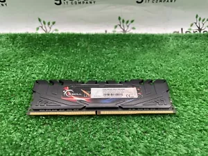 G.SKILL Ripjaws 4 8 GB DDR4-3000 PC4-24000 F4-3000C15D-16GRK RAM - Foto 1 di 3