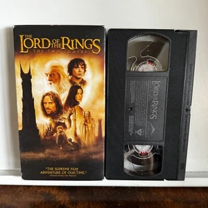 The Lord of the Rings: The Two Towers 2002 VHS Tape New Line Cinema Elijah Wood - Picture 1 of 2
