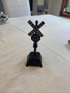 Louis Marx & Co. #417 Bell Ringing Crossing Signal Stop on Red (In Original Box) - Picture 1 of 6