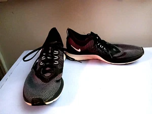 Nike Womens Zoom Strike Black Running Shoes Sneakers Size 8.5 - Picture 1 of 5
