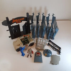 Jurassic Park Electronic Command Compound Parts Lot World Net Jeep Figure Fence - Picture 1 of 10