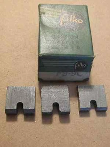 1939-1940-1941-1942-1946-1947 Ford & Ford-Ferguson Tractors Generator Brush Kit - Picture 1 of 3