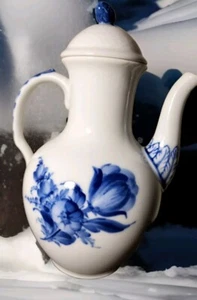Royal Copenhagen Blue Flower Braided Coffee Pot 9.5" Made in Denmark - Picture 1 of 10