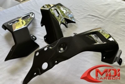 Нижний обтекатель для живота из 100% углеродного волокна Ducati Multistrada 1260/S - Изображение 1 из 4