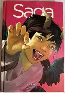 Saga Libro Tre di Brian K. Vaughan & Fiona Staples HC ISBN: 9781534312210 - Foto 1 di 12