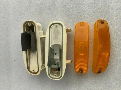 2 frecce Audi 80 B1 Turn Signal (NN293) come nuove  - Immagine 1 di 4