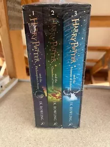 Harry Potter box set of first 3 books - Picture 1 of 4