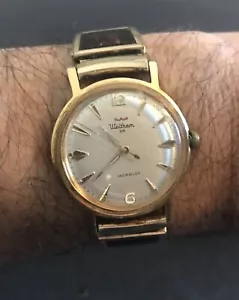 Vintage - Waltham 25 Incabloc- Self-Winding Wrist Watch - Works! - Picture 1 of 22