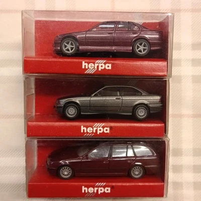 BMW - lotto 3 mod. - 528i Touring - AC Sch. - 325i Coupe - 1/87 H0 - Herpa - Immagine 1 di 4