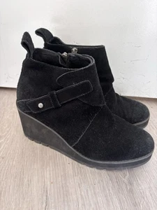 Eileen Fisher Tinker Gr. 8,5 schwarz Wildleder Lug Chunky Keilabsatz Stiefelette Reißverschluss - Bild 1 von 12
