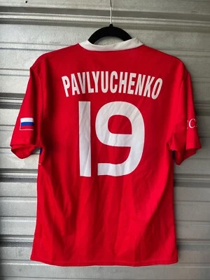 Pavlyuchenko #19 Red Russia National Soccer Futbol Jersey Men's Size Small - Image 1 of 4