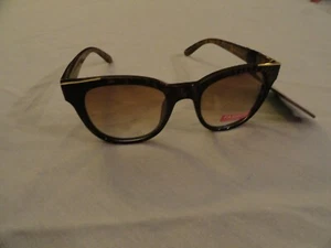 Occhiali da sole donna moda nuovi di Foster Grant con 100% UVA/UVB e MAXBLOCK. - Foto 1 di 11