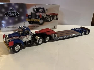 First Gear 1/25 Diecast, Mack B-61 Truck & Folding Gooseneck Lowboy Trailer - Picture 1 of 24