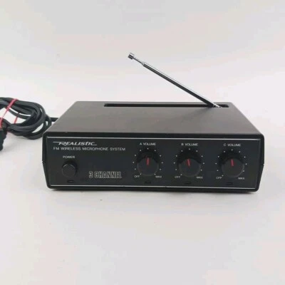 Realistic Brand Vintage FM Wireless Microphone Transmitter Only 32-1228. - Image 1 of 4