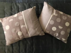 Pre Owned Debenhams Set Of Two Mauve Pattern Approx 38x28cm Small Side Cushions - Picture 1 of 8